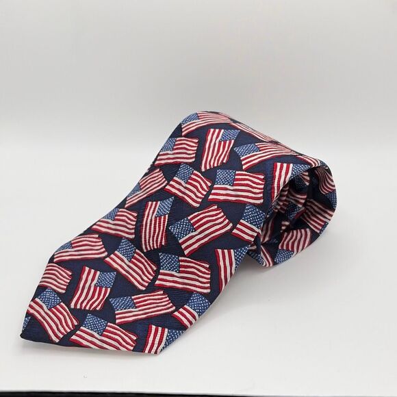 Crestview Collection American Flag Silk Neck Tie - Picture 1 of 3